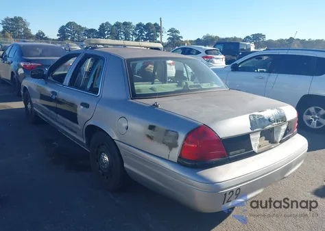 2005 Ford Crown Victoria Police z USA, uszkodzony, nr VIN 2FAHP71W15X120494